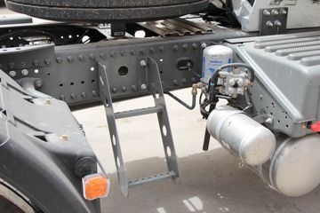 �й����� HOWO TH7�ؿ� 460���� 6X4 LNGǣ����(����)ͼƬ