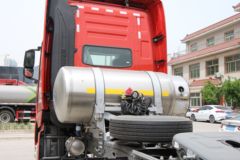 中国重汽 HOWO TH7重卡 460马力 6X4 LNG牵引车(国六)(ZZ4257V384HF1LB) 中国重汽 HOWO TH7重卡 460马力 6X4 LNG牵引车(国六)(ZZ4257V384HF1LB)