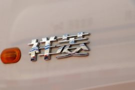 福田祥菱底盘&nbsp;扫路车外观图片