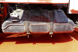 福田祥菱底盘&nbsp;扫路车底盘图片