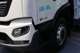 东风商用车底盘&nbsp;吸尘车外观图片