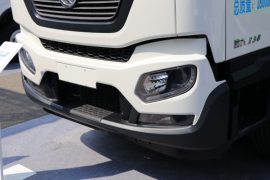 东风商用车底盘&nbsp;吸尘车外观图片