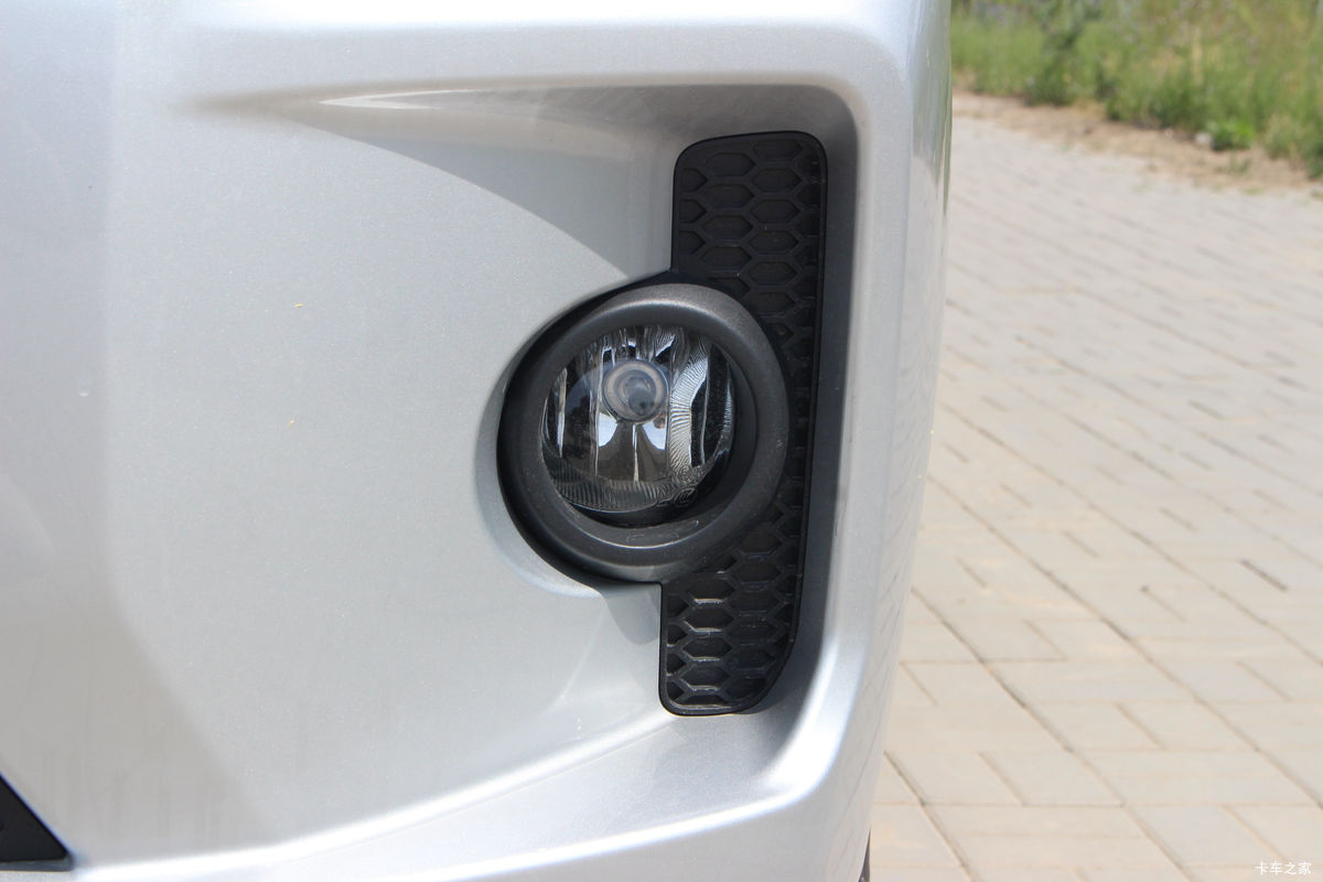 ����С�� C71 LV1��ţ�ӳ��� 2.0L 142���� 3.3�׵�������΢��(����)(DXK1021TC3HL)���                                                