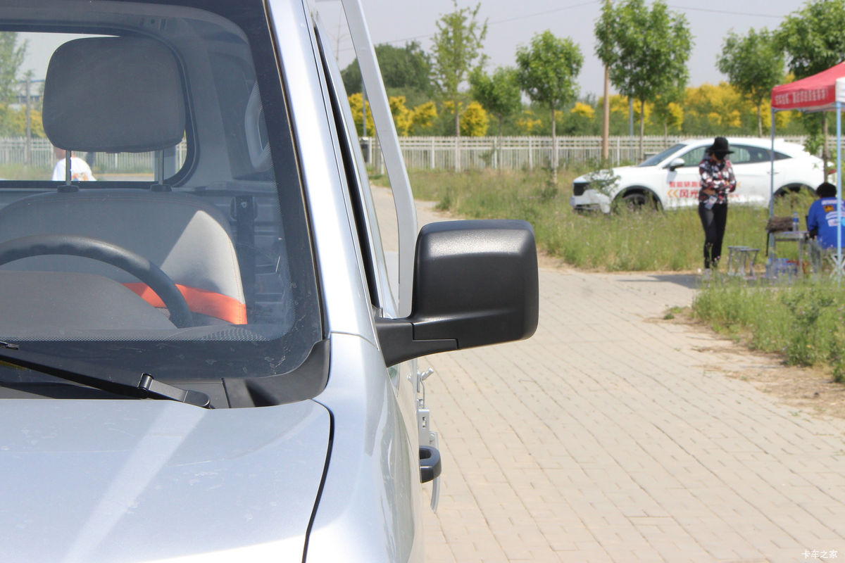 ����С�� C71 LV1��ţ�ӳ��� 2.0L 142���� 3.3�׵�������΢��(����)(DXK1021TC3HL)���                                                