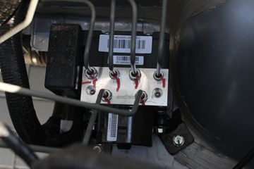 ����С�� C72 LV0��ţ�ӳ��� 2.0L 142���� 2.6��˫������΢��(����)ͼƬ