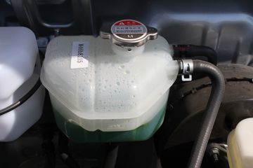 ����С�� C72 LV0��ţ�ӳ��� 2.0L 142���� 2.6��˫������΢��(����)ͼƬ