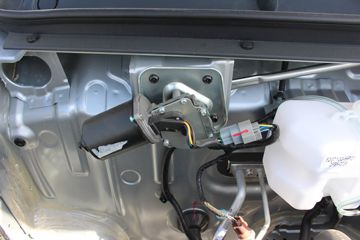 ����С�� C72 LV0��ţ�ӳ��� 2.0L 142���� 2.6��˫������΢��(����)ͼƬ