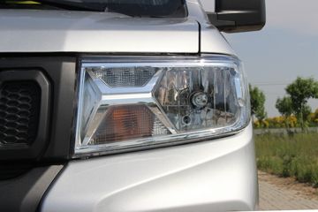 ����С�� C72 LV0��ţ�ӳ��� 2.0L 142���� 2.6��˫������΢��(����)ͼƬ