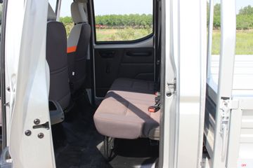 ����С�� C72 LV0��ţ�ӳ��� 2.0L 142���� 2.6��˫������΢��(����)ͼƬ