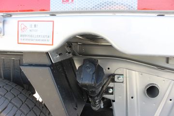 ����С�� C72 LV0��ţ�ӳ��� 2.0L 142���� 2.6��˫������΢��(����)ͼƬ