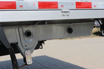 ����С�� C72 LV0��ţ�ӳ��� 2.0L 142���� 2.6��˫������΢��(����)ͼƬ