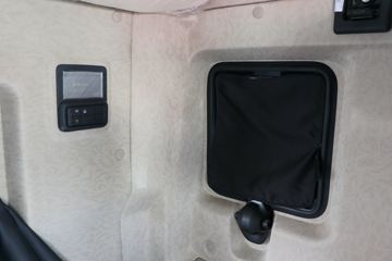 ���� �����V7�ؿ� 510���� 6X4 AMT�Զ�����ͷǣ����ͼƬ