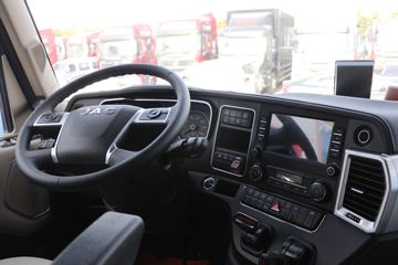 ���� �����V7�ؿ� 510���� 6X4 AMT�Զ�����ͷǣ����ͼƬ