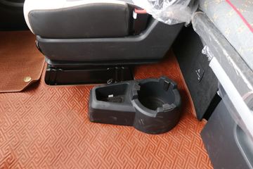 ���� �����V7�ؿ� 510���� 6X4 AMT�Զ�����ͷǣ����ͼƬ