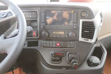 ���� �����V7�ؿ� 510���� 6X4 AMT�Զ�����ͷǣ����ͼƬ