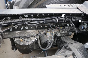 ���� �����V7�ؿ� 510���� 6X4 AMT�Զ�����ͷǣ����ͼƬ