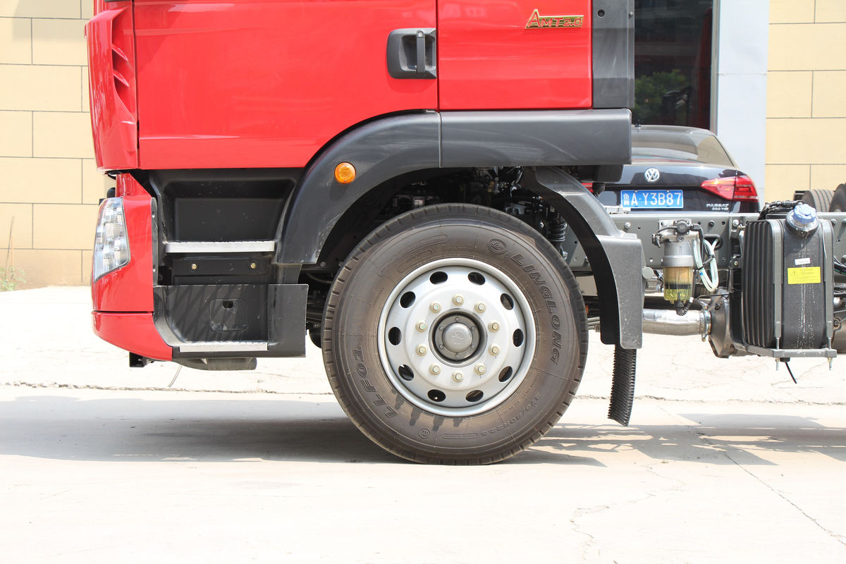 �й����� HOWO TX 250���� 4X2 6.8��AMT�Զ����������(����)���                                                