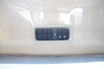 й HOWO TX 250 4X2 6.8AMTԶ()(ZZ1187K501GF1)ͼƬ