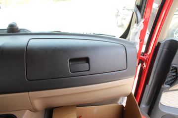 й HOWO TX 250 4X2 6.8AMTԶ()(ZZ1187K501GF1)ͼƬ