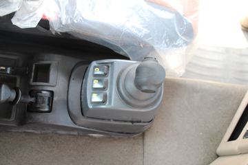 й HOWO TX 250 4X2 6.8AMTԶ()(ZZ1187K501GF1)ͼƬ