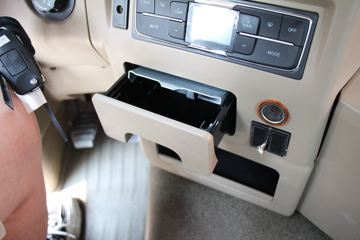 й HOWO TX 250 4X2 6.8AMTԶ()(ZZ1187K501GF1)ͼƬ