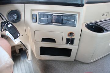 й HOWO TX 250 4X2 6.8AMTԶ()(ZZ1187K501GF1)ͼƬ