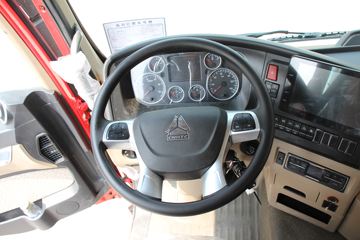 й HOWO TX 250 4X2 6.8AMTԶ()(ZZ1187K501GF1)ͼƬ
