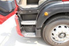 中国重汽 HOWO TX 250马力 4X2 6.8米AMT自动挡栏板货车(国六)(ZZ1187K501GF1)