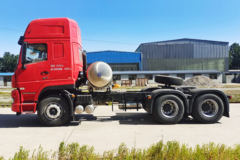 远程 G1L重卡 430马力 6X4 LNG牵引车(DNC4250GN6L1)