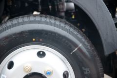 东风 多利卡D6-N 锐能版 115马力 4.09米单排厢式轻卡(国六)(EQ5041XXY5CDFAC)