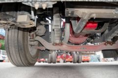 东风 多利卡D9K 230马力 4X2 6.8米栏板载货车(国六)(EQ1181L9CDG)