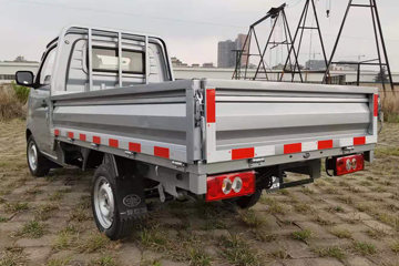 һ������ ���� ��׼�� 1.3L 91���� 2.5�׵�������΢��(����)ͼƬ