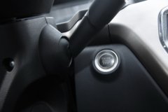 东风华神 T5 270马力 6X2 7.9米排半仓栅式载货车(EQ5251CCYL6D66)