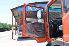 东风 多利卡D9 200马力 4X2 平板运输车(国六)