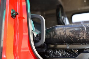 ���� ������D9K 220���� 4X2 6.8�ײ�դʽ�ػ���(����)ͼƬ