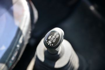 ���� ������D9K 220���� 4X2 6.8�ײ�դʽ�ػ���(����)ͼƬ