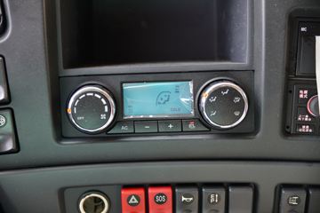 ���� ������D9K 220���� 4X2 6.8�ײ�դʽ�ػ���(����)ͼƬ
