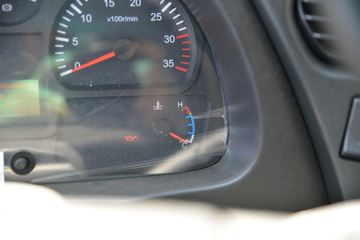 ���� ������D9K 220���� 4X2 6.8�ײ�դʽ�ػ���(����)ͼƬ