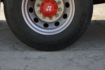 ���� ������D9K 220���� 4X2 6.8�ײ�դʽ�ػ���(����)ͼƬ