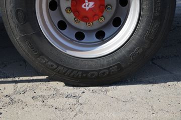 ���� ������D9K 220���� 4X2 6.8�ײ�դʽ�ػ���(����)ͼƬ