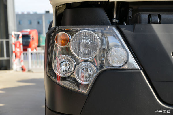 优惠2万 上海HOWO TX牵引车火热促销中