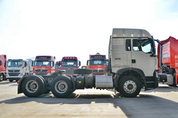 �й����� HOWO TX�ؿ� 430���� 6X4 ǣ����(����)(ZZ4257V324GF1)ͼƬ