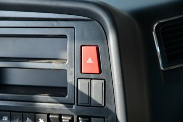 �й����� HOWO TX�ؿ� 430���� 6X4 ǣ����(����)(ZZ4257V324GF1)ͼƬ