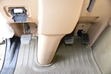 �й����� HOWO TX�ؿ� 430���� 6X4 ǣ����(����)(ZZ4257V324GF1)ͼƬ