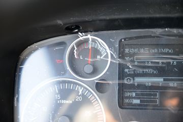 �й����� HOWO TX�ؿ� 430���� 6X4 ǣ����(����)(ZZ4257V324GF1)ͼƬ