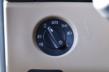 �й����� HOWO TX�ؿ� 430���� 6X4 ǣ����(����)(ZZ4257V324GF1)ͼƬ