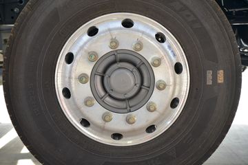 �й����� HOWO TX�ؿ� 430���� 6X4 ǣ����(����)(ZZ4257V324GF1)ͼƬ