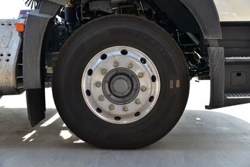 �й����� HOWO TX�ؿ� 430���� 6X4 ǣ����(����)(ZZ4257V324GF1)ͼƬ