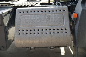 �й����� HOWO TX�ؿ� 430���� 6X4 ǣ����(����)(ZZ4257V324GF1)ͼƬ