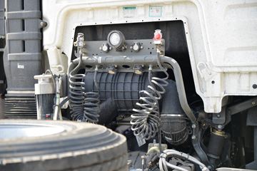 �й����� HOWO TX�ؿ� 430���� 6X4 ǣ����(����)(ZZ4257V324GF1)ͼƬ